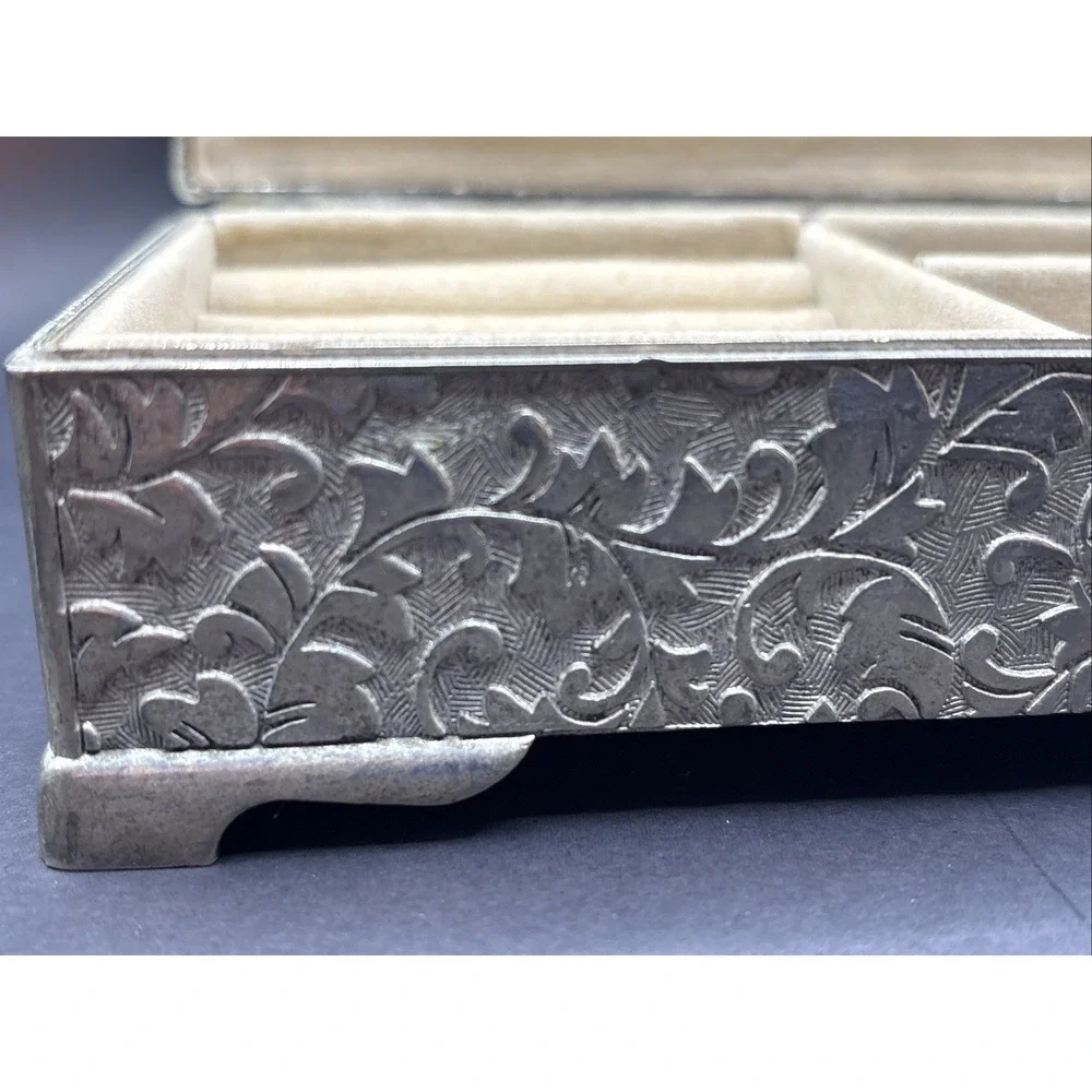 Vintage International Silver Co. Jewelry Box - Silver Plated, Floral Repousse